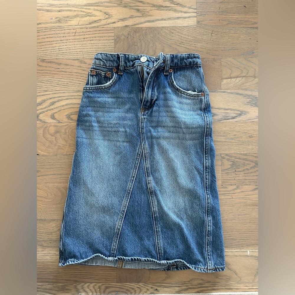 Zara girls denim midi skirt. Size 8.